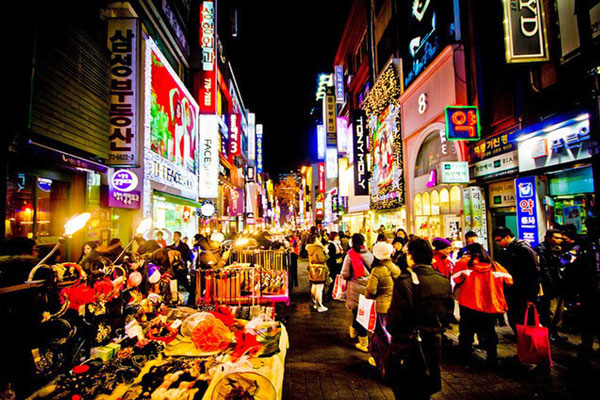 Chợ Myeongdong