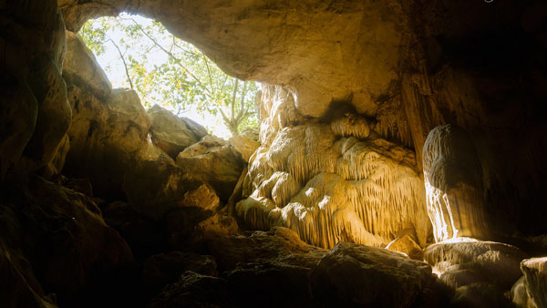 Hang Dơi - Mộc Châu