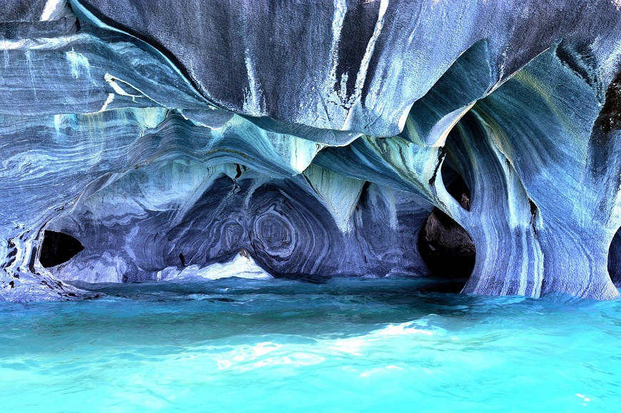 CÁC HANG ĐỘNG CẨM THẠCH PATAGONIA, CHILE